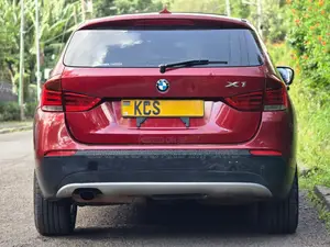 BMW X1 2011 Red
