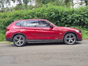 BMW X1 2011 Red