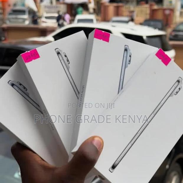 New Apple iPhone Air 256 GB White