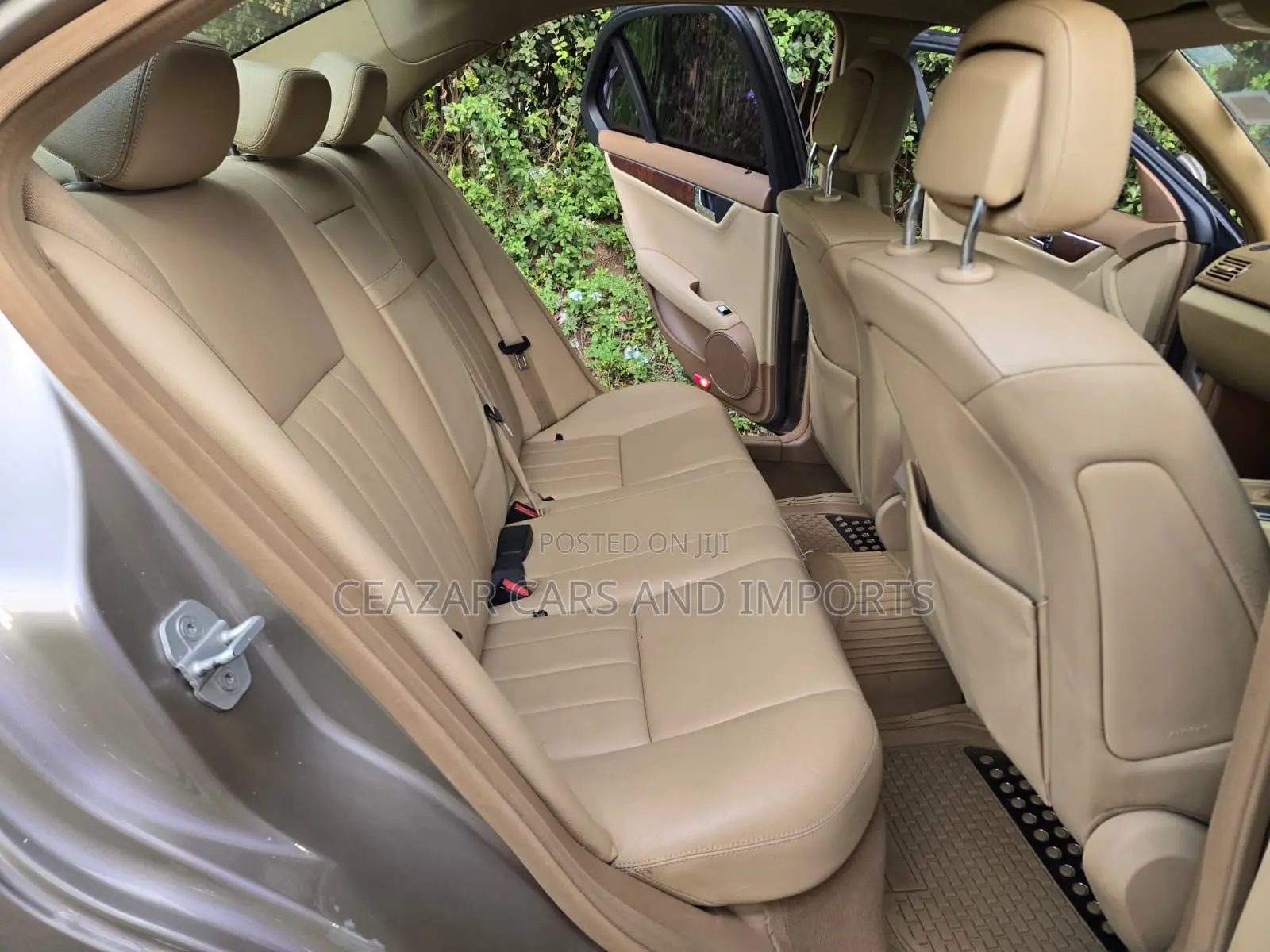 Mercedes-Benz C200 2007 Gold