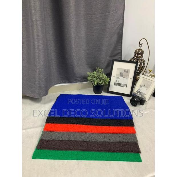 Vinyl Loop Coil Mat for Strong, Durable and Anti Slip Floor Use