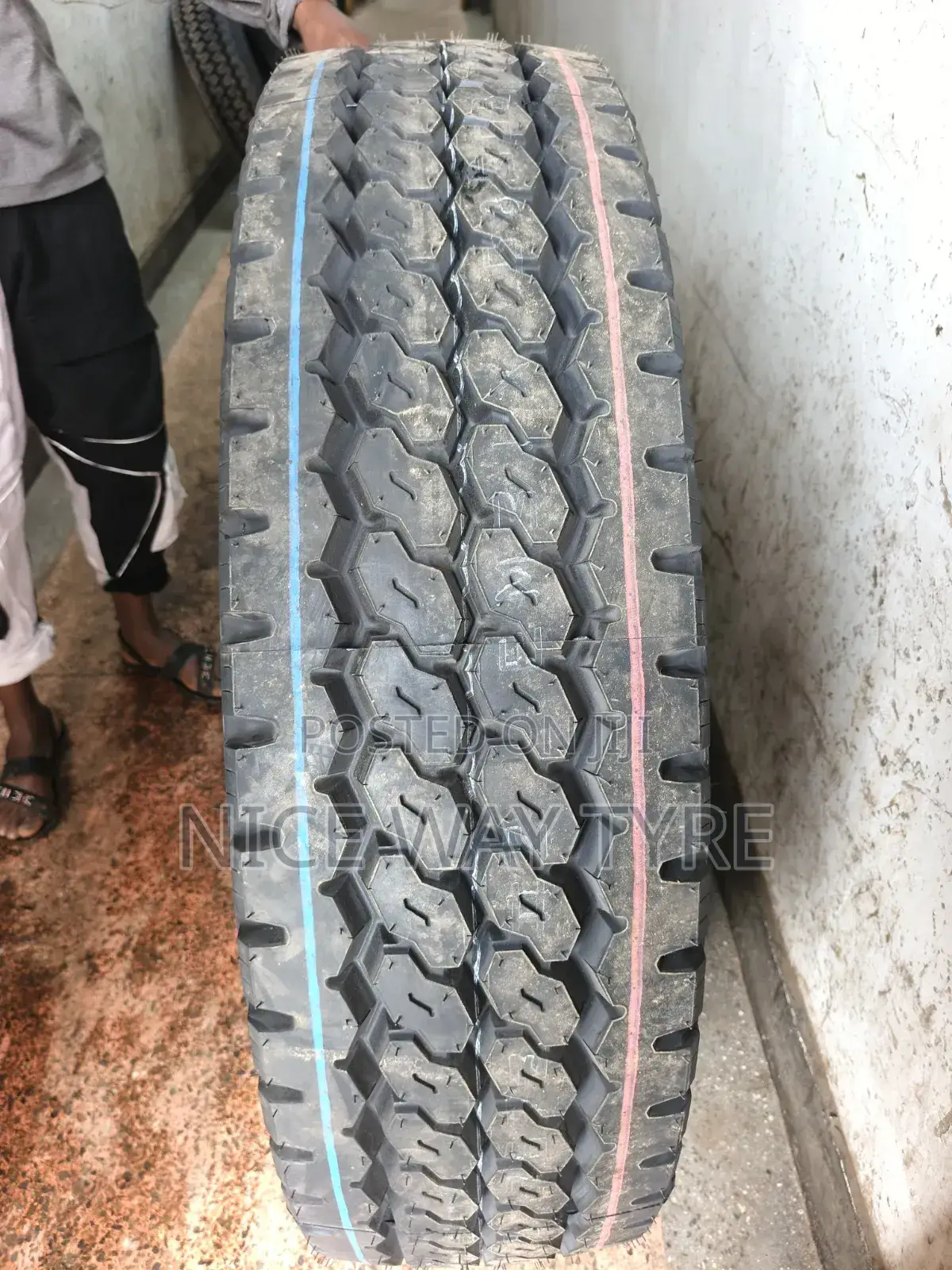 12r22.5 Brigestone