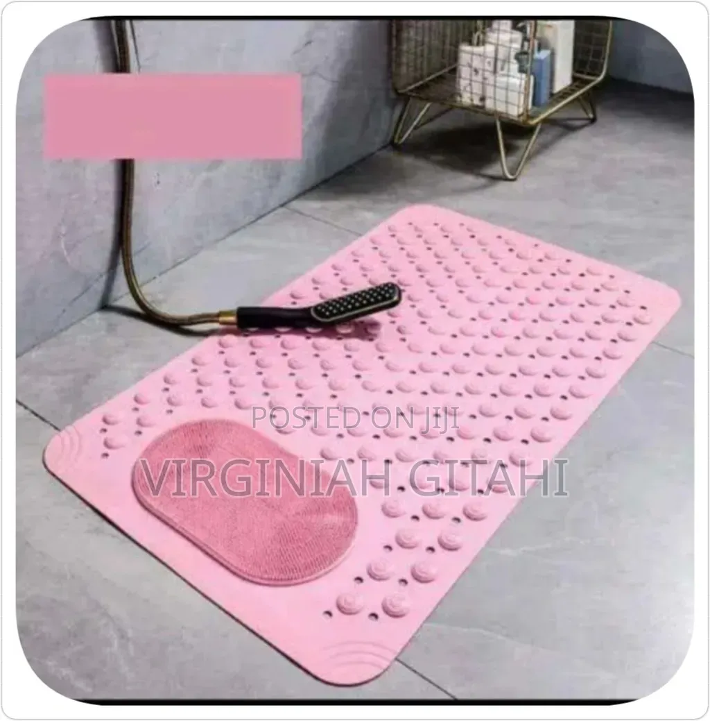 *Anti-Slip Bathroom Mat