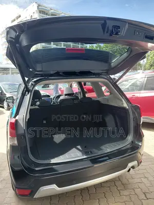 Subaru Forester Premium AWD 2020 Black