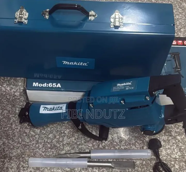 Heavy Duty Makita Demolition Hammer It's Strong and Reliable