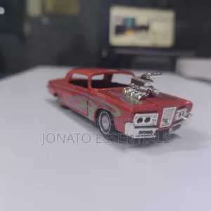 Vintage Die-Cast Muscle Car Toy With Opening Doors Chrome Engine