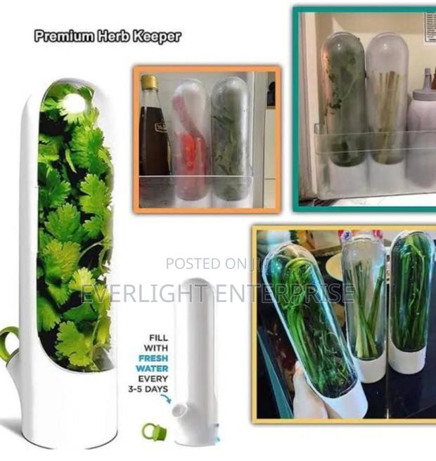 *Fresh Keeping Herbs Saver Preserver Bottle
