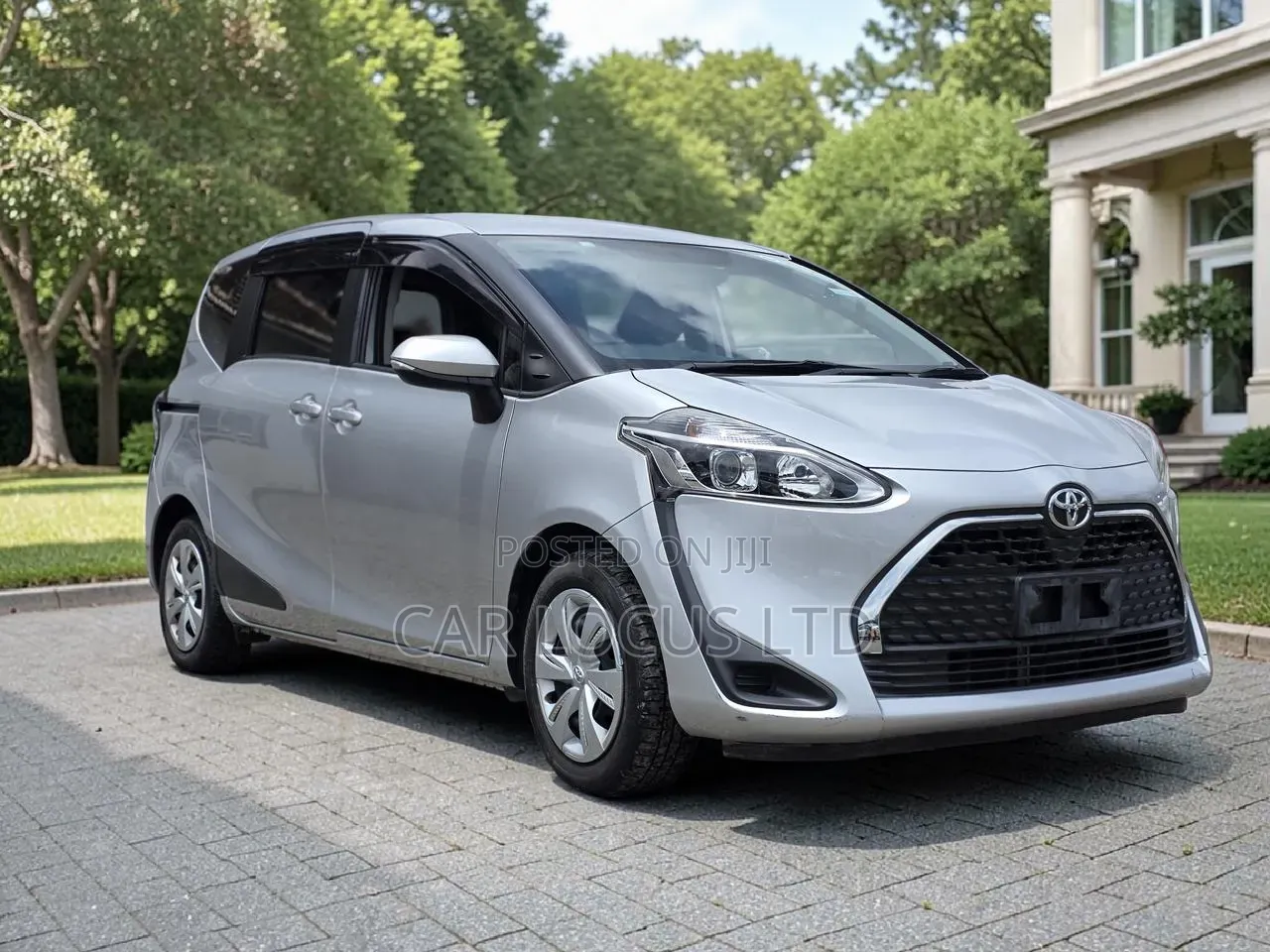 Toyota Sienta 1.5 FWD 2020 Silver