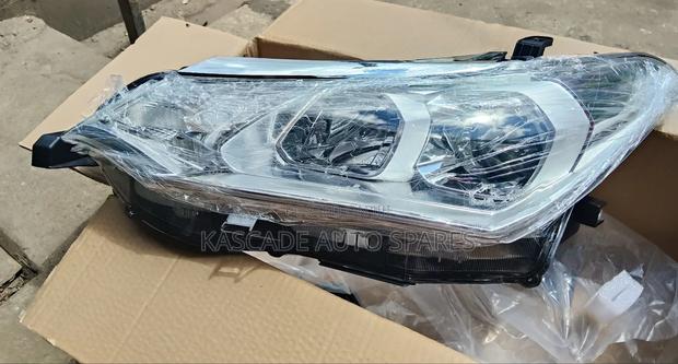 Fielder/Axio 165/170 2015-2019 Non Xenon Headlight/ Head Lamp