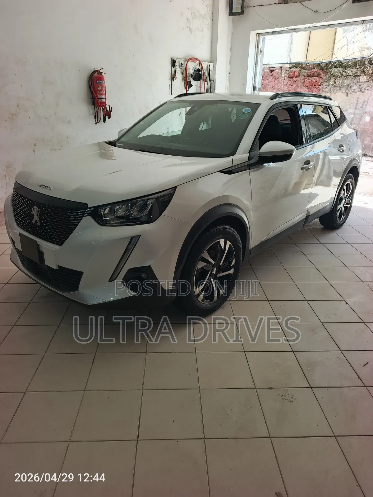 Peugeot 2008 2019 White