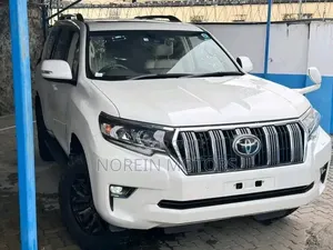 Toyota Land Cruiser Prado 2.8 2019 White