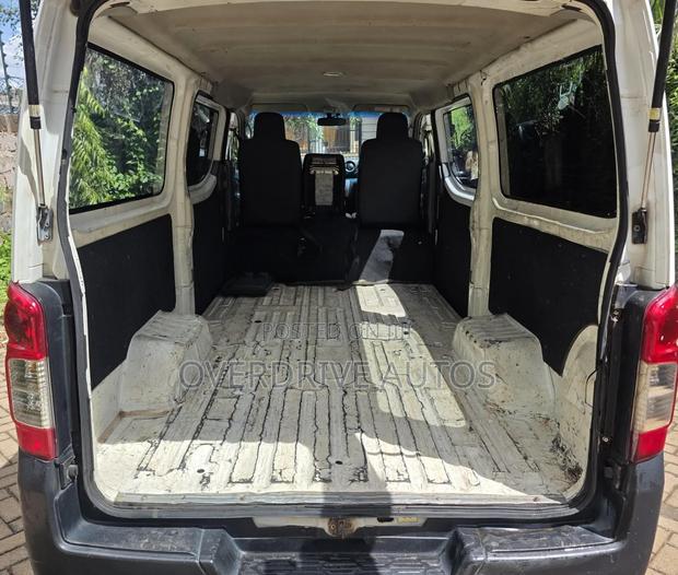 Nissan Vanette 2014 White - thumbnail 7