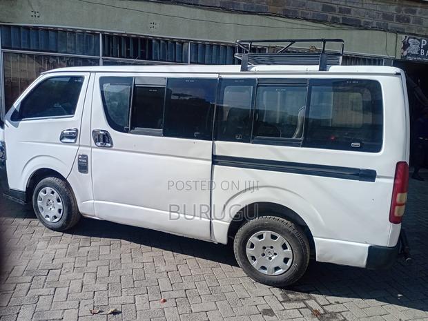 Toyota HiAce 2008 White - thumbnail 4