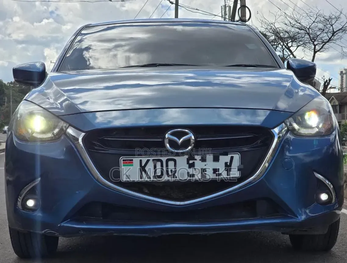 Mazda Demio 2017 Blue