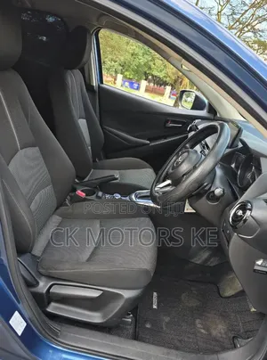 Mazda Demio 2017 Blue