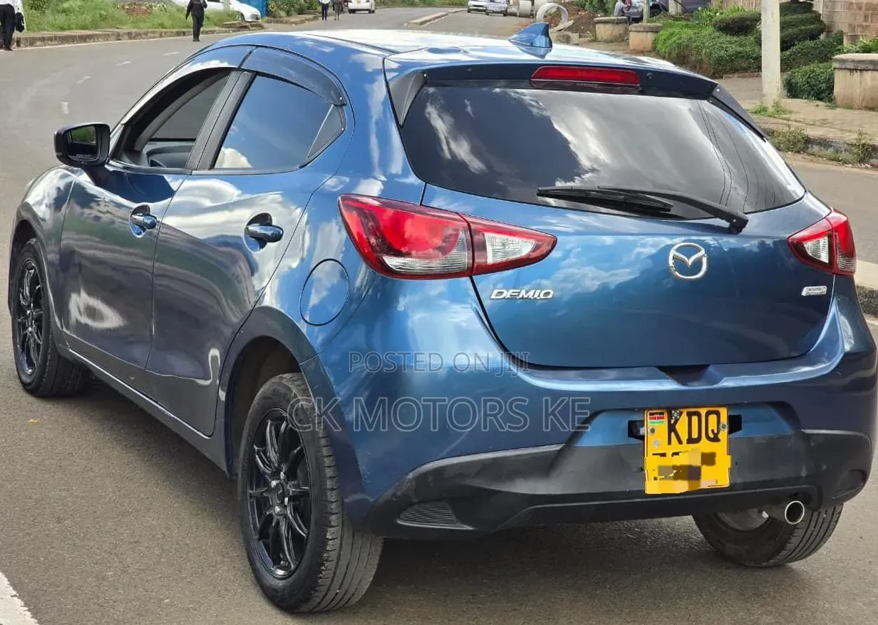 Mazda Demio 2017 Blue