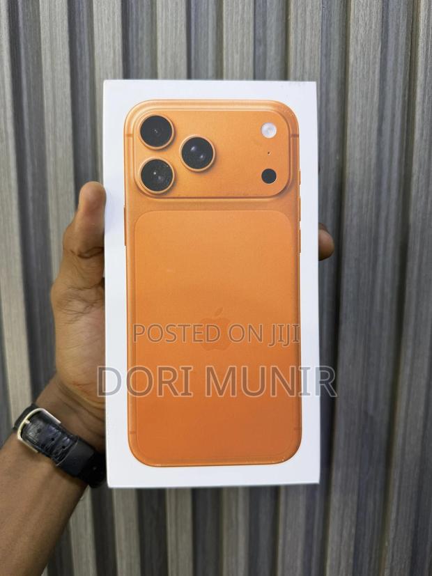 New Apple iPhone 17 Pro Max 256 GB Orange
