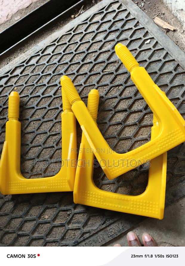 Manhole Step Iron – Heavy Duty Entry Support - main view