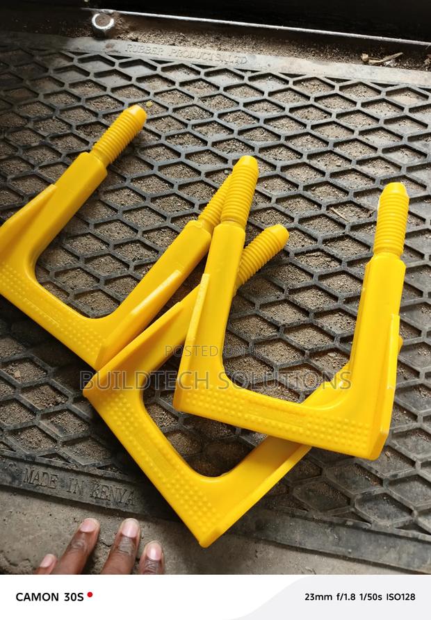 Manhole Step Iron – Heavy Duty Entry Support - thumbnail 2