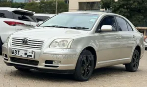 Toyota Avensis 2.0 VVT-i Sol 2006 Beige