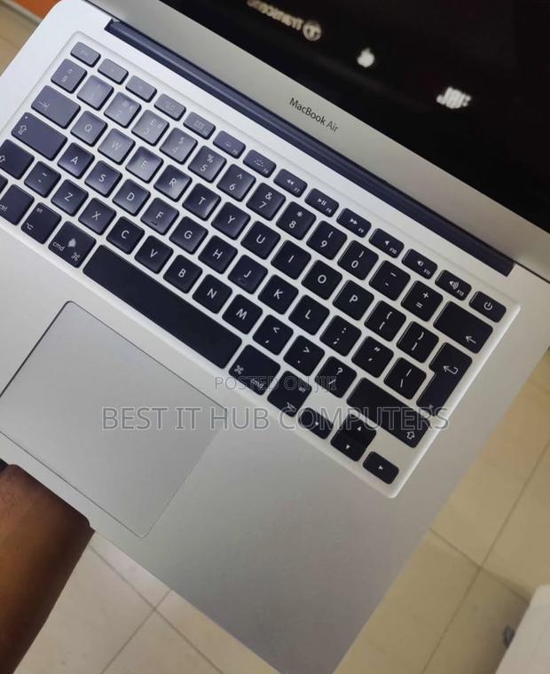 Laptop Apple MacBook Air 2015 8GB Intel Core i7 SSD 256GB - thumbnail 3