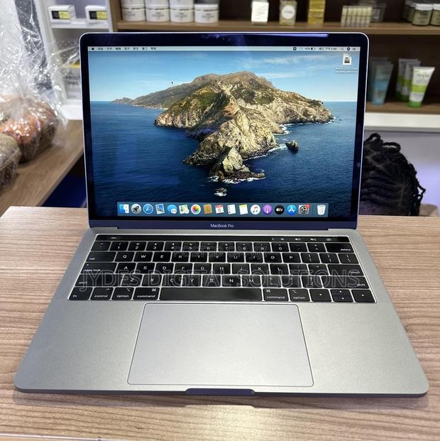 Laptop Apple MacBook Pro 2019 16GB Intel Core i7 SSD 512GB