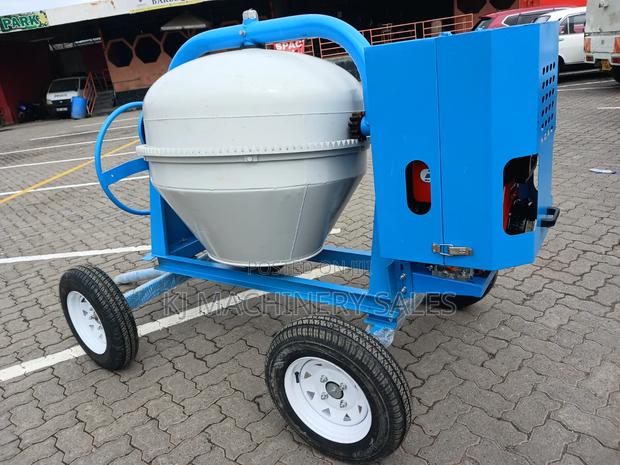 Concrete Mixer - main view