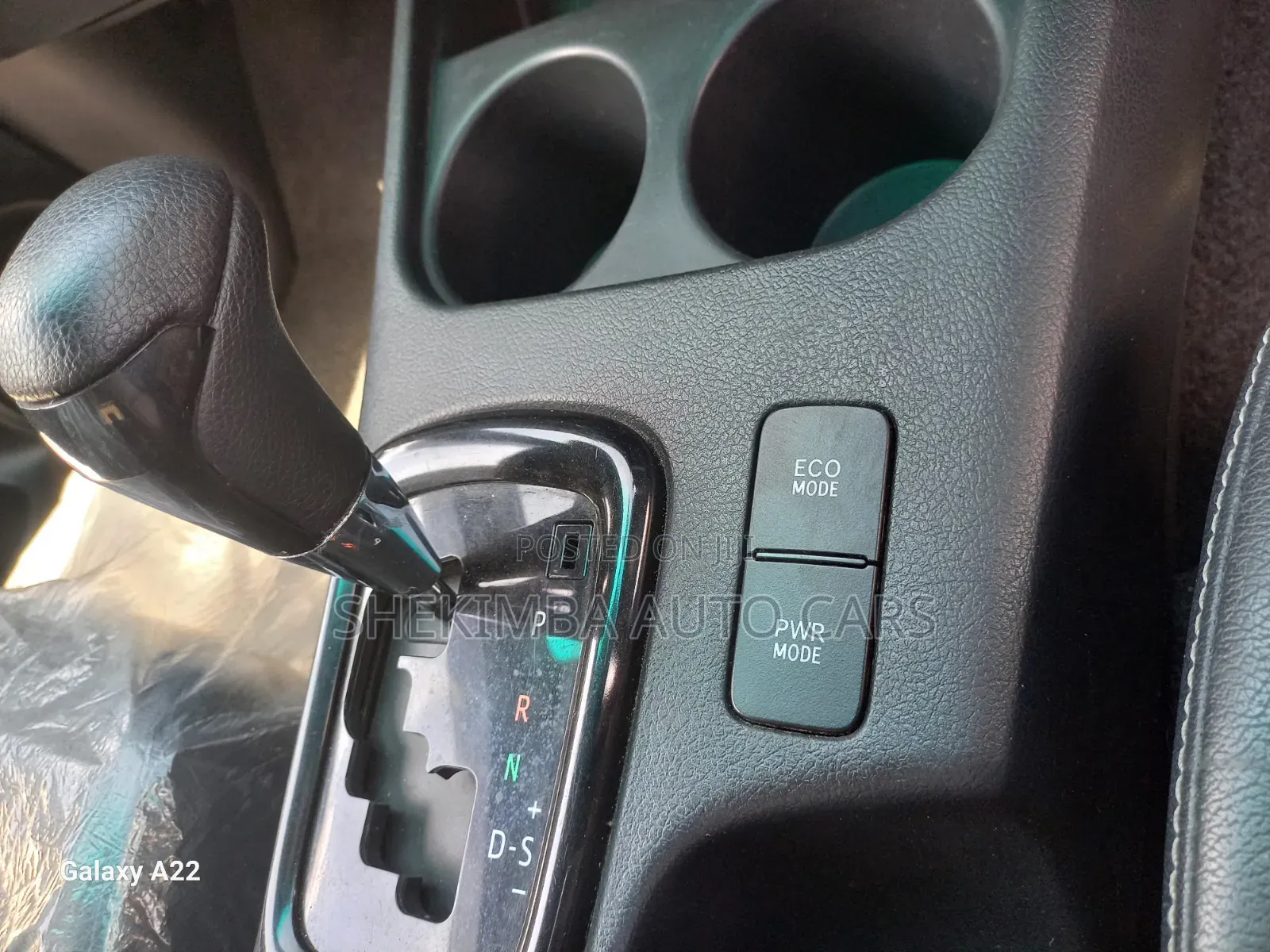 Toyota Hilux 2019 Silver