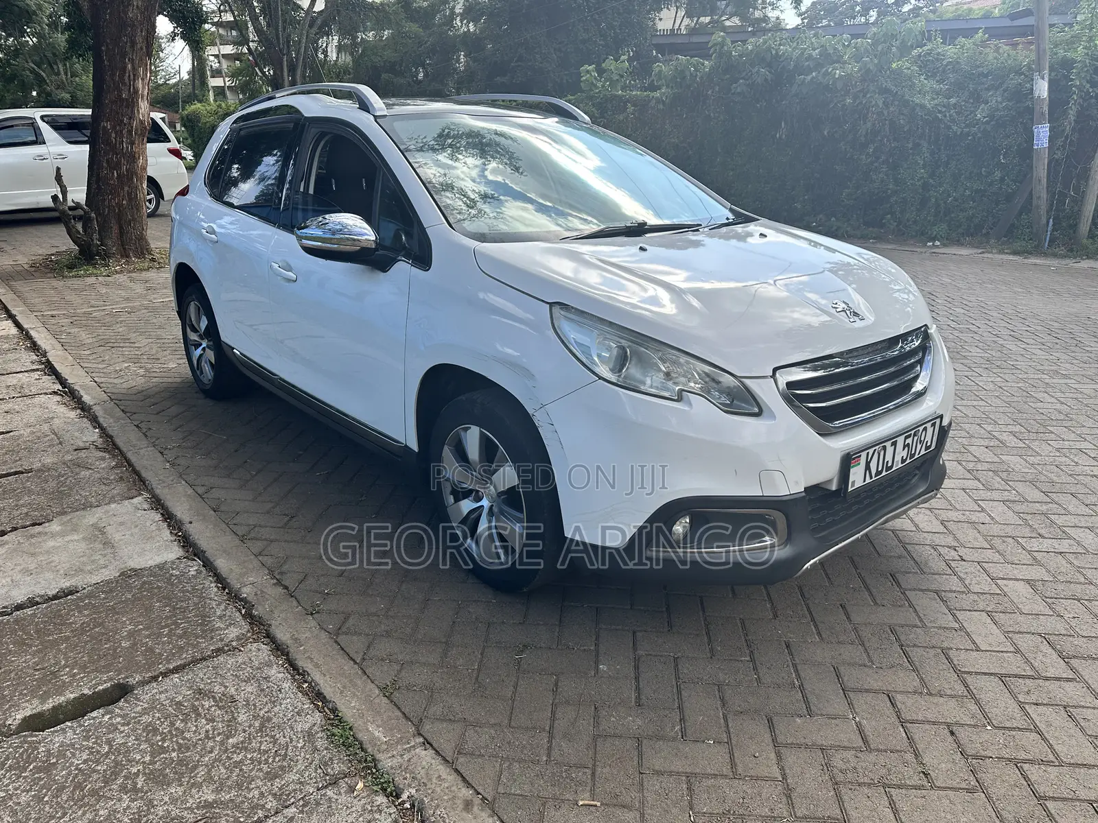 Peugeot 2008 1.2 VTi (82 Hp) 2015 White