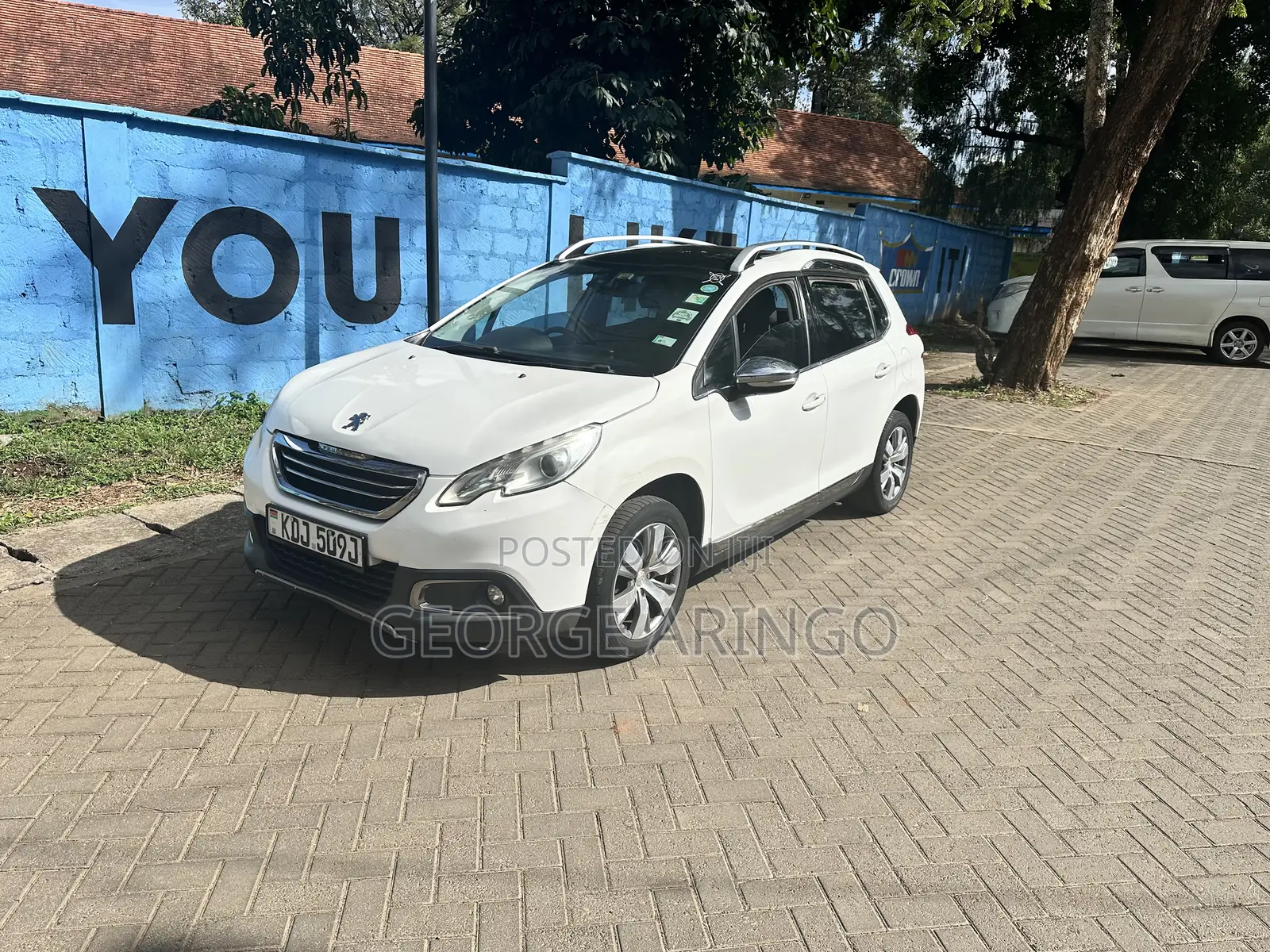 Peugeot 2008 1.2 VTi (82 Hp) 2015 White