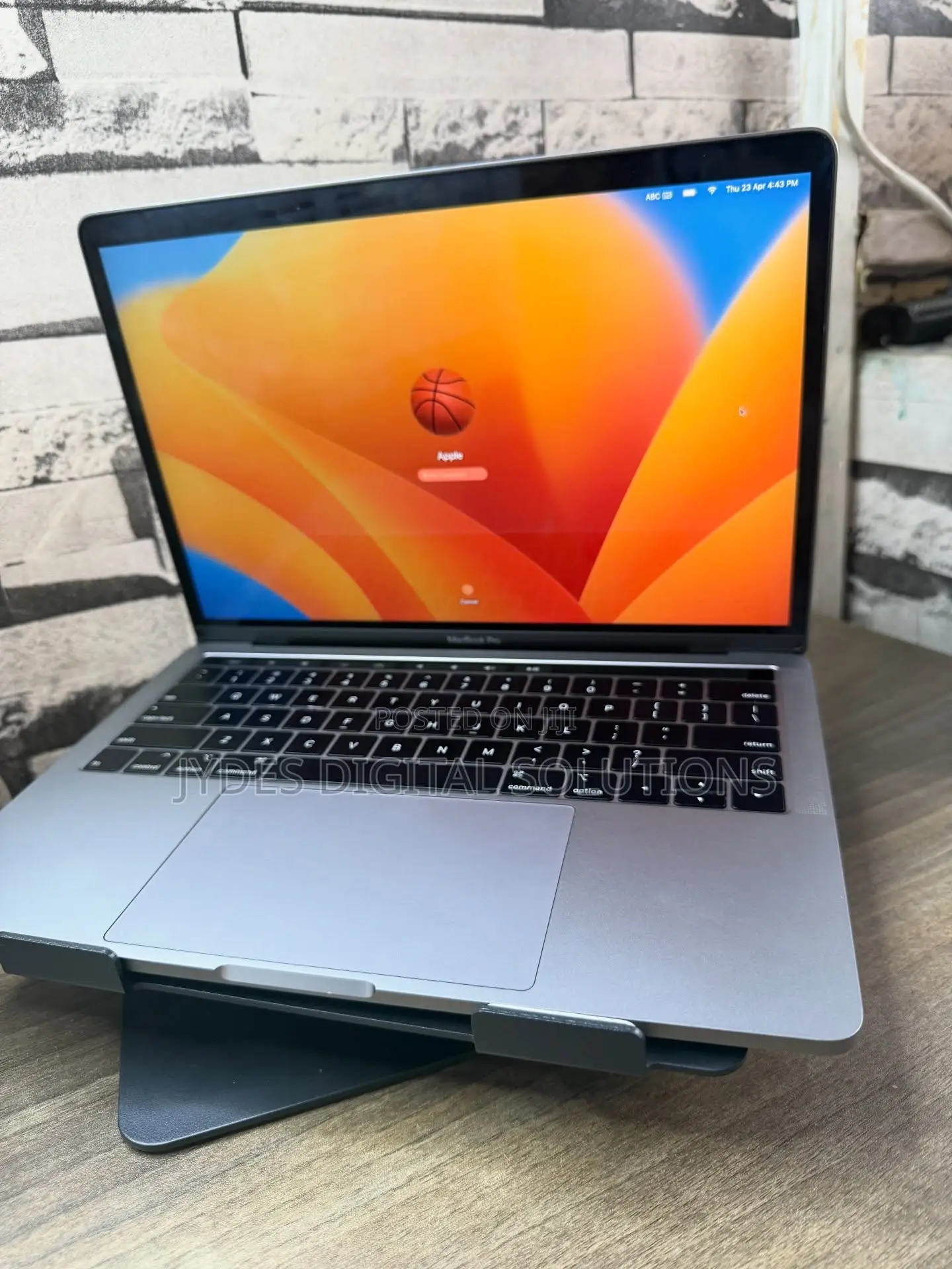 Laptop Apple MacBook Pro 2019 16GB Intel Core i7 SSD 256GB
