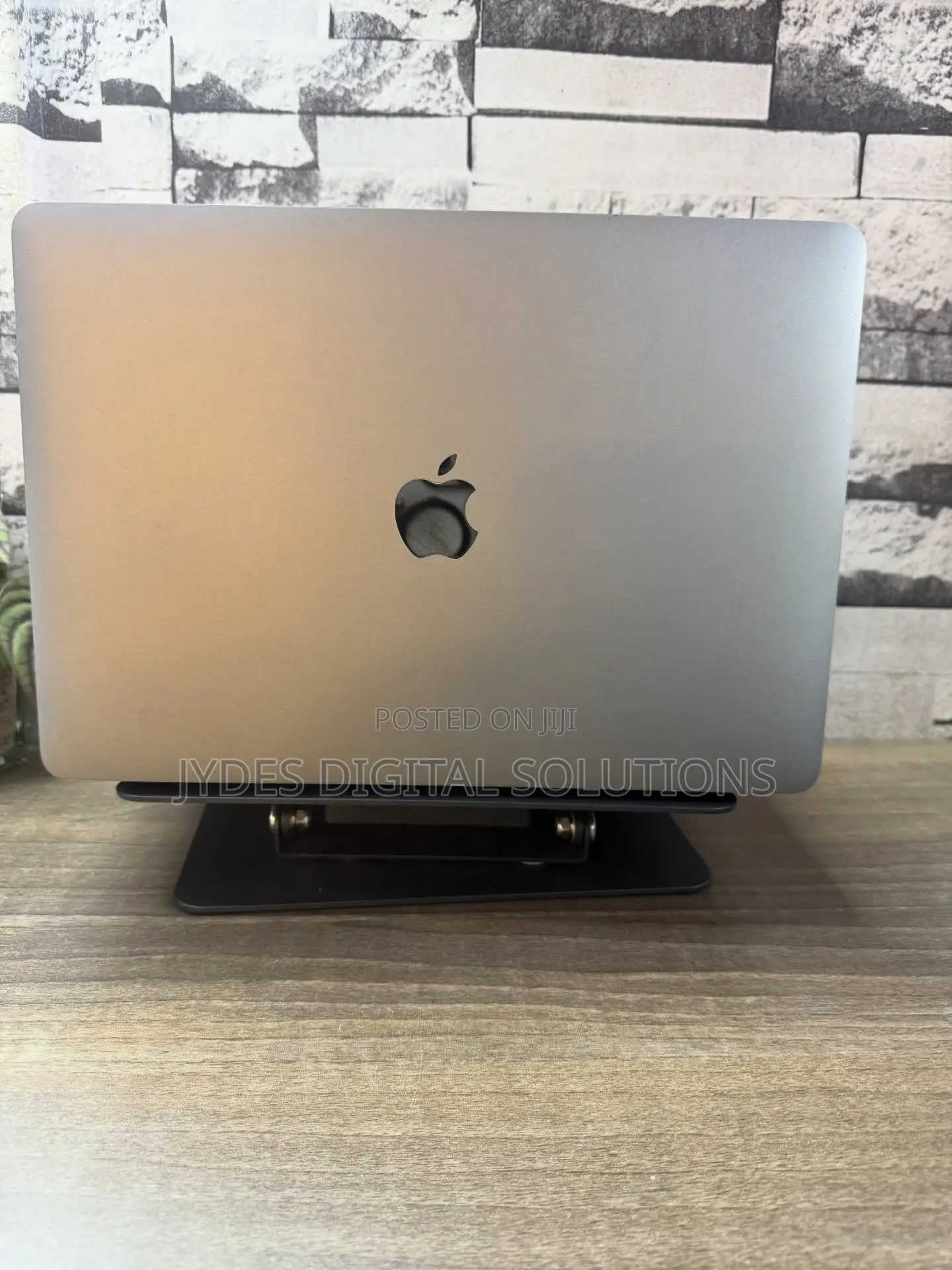 Laptop Apple MacBook Pro 2019 16GB Intel Core i7 SSD 256GB