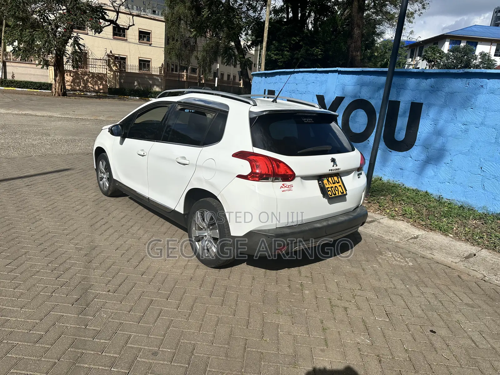 Peugeot 2008 1.2 VTi (82 Hp) 2015 White