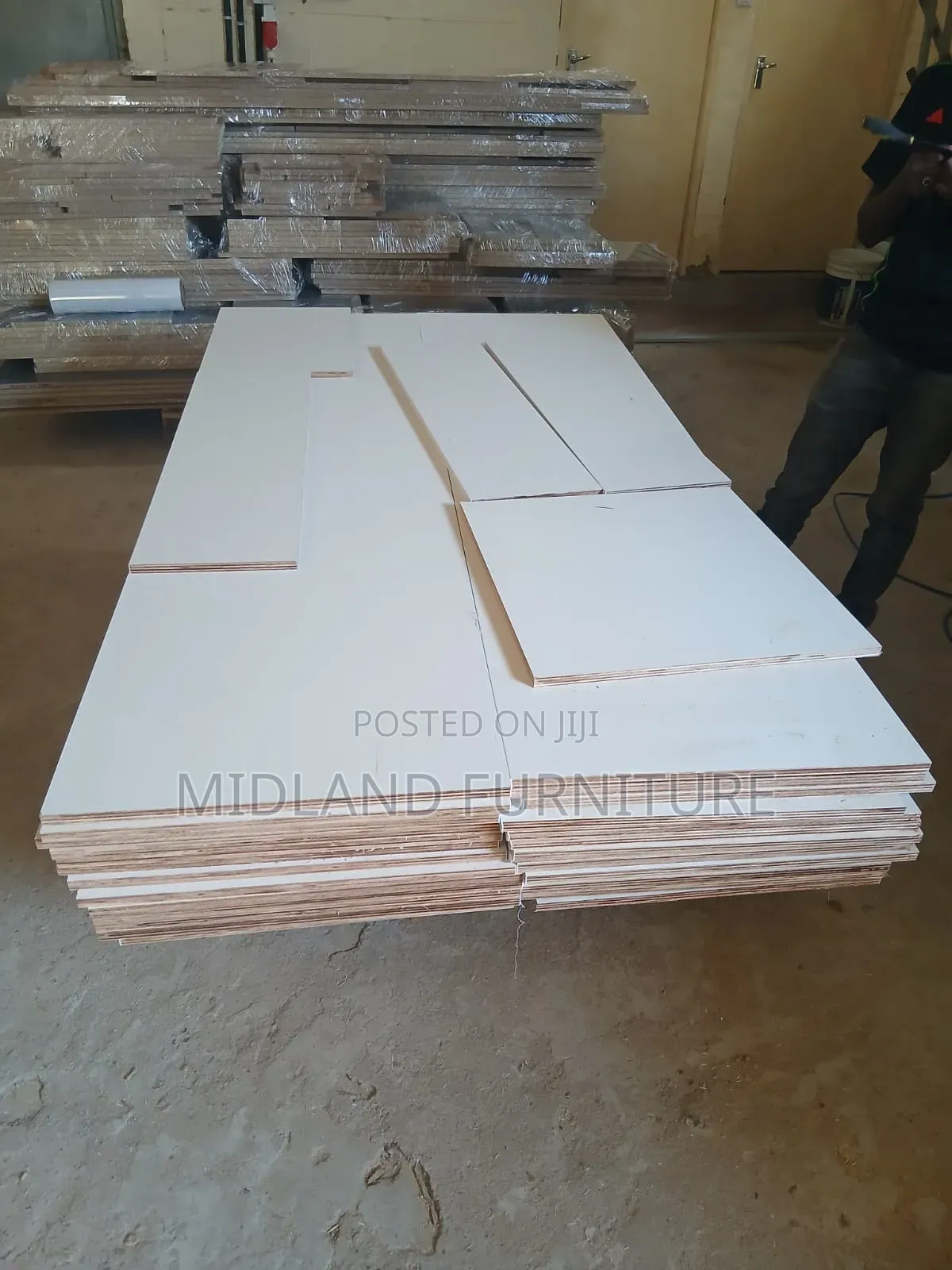 Board Cutting and Edge Banding Services