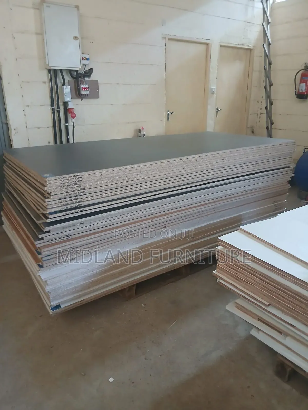 Board Cutting and Edge Banding Services