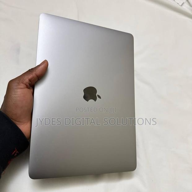 Laptop Apple MacBook Pro 2019 16GB Intel Core i5 SSD 256GB