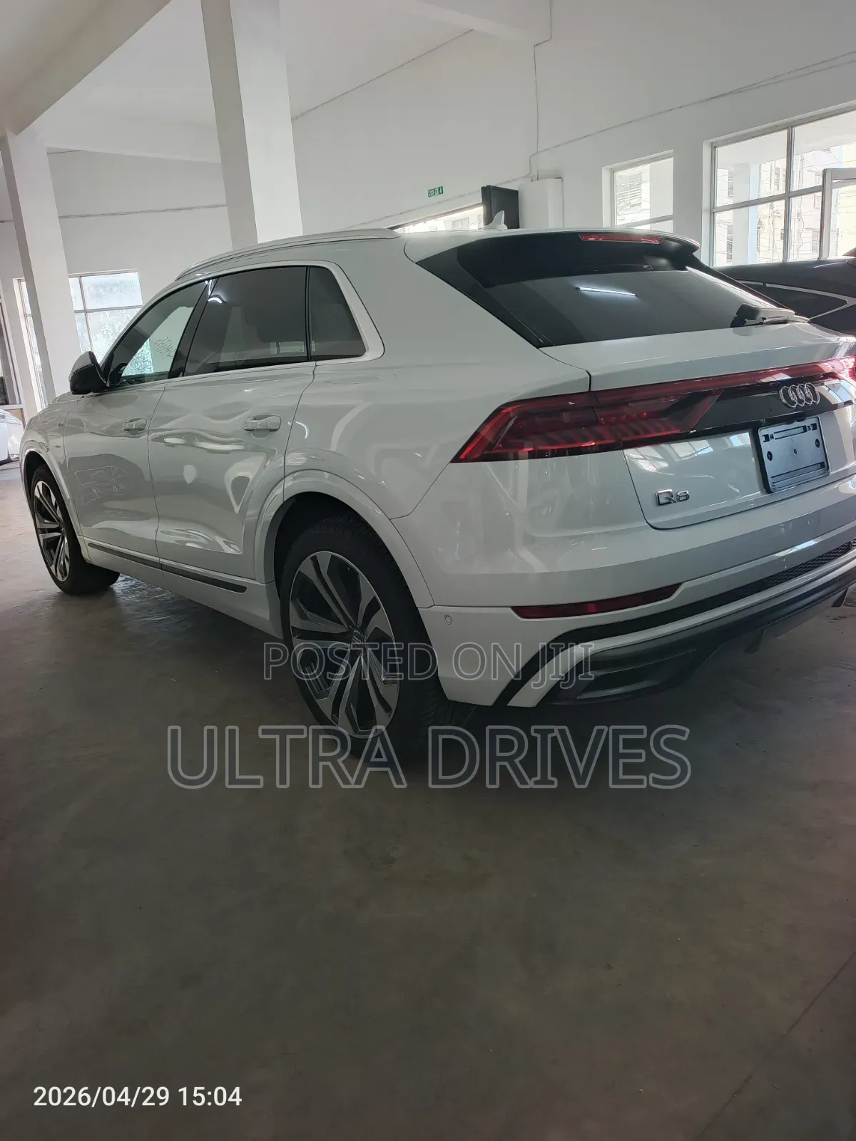 Audi Q8 2021 White