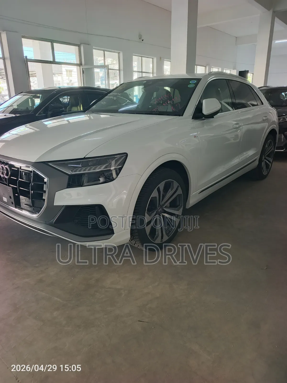 Audi Q8 2021 White