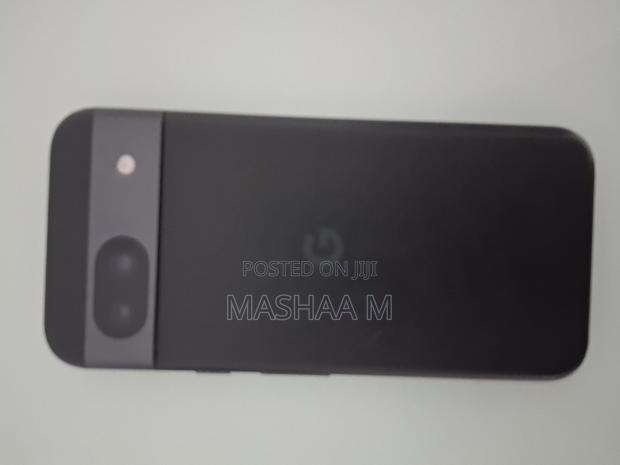 New Google Pixel 8a 128 GB Black - thumbnail 3