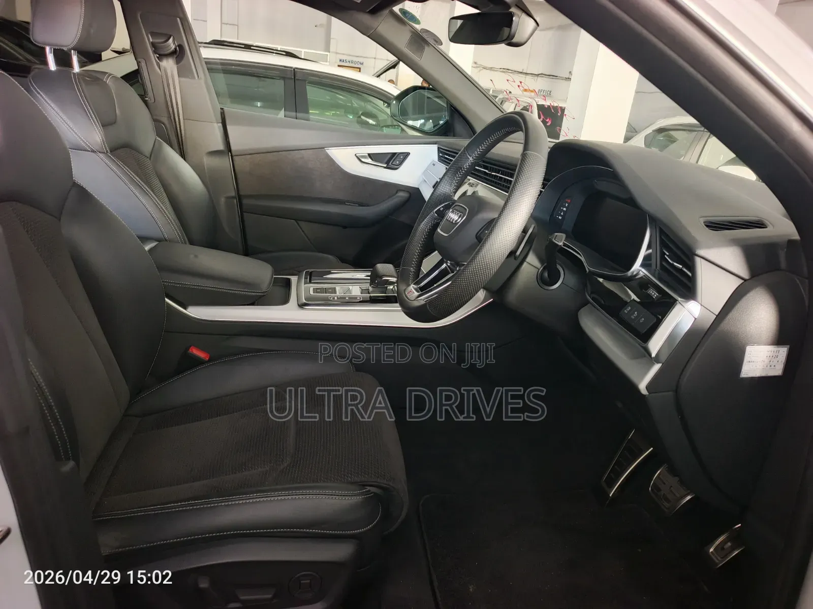Audi Q8 2021 White
