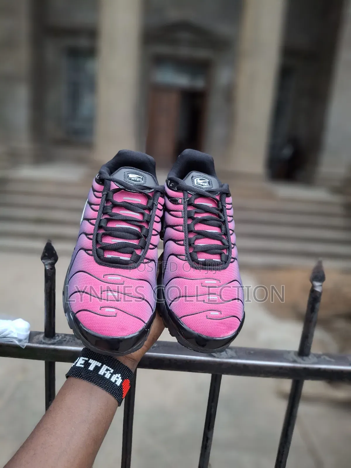 Nike Tn Blazing Pink Ladies Shoes.