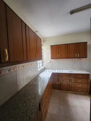 4bdrm Maisonette in Roysambu for sale