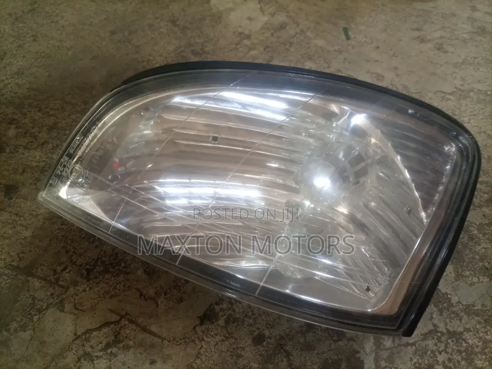 Corner Light 100 Serries Clear