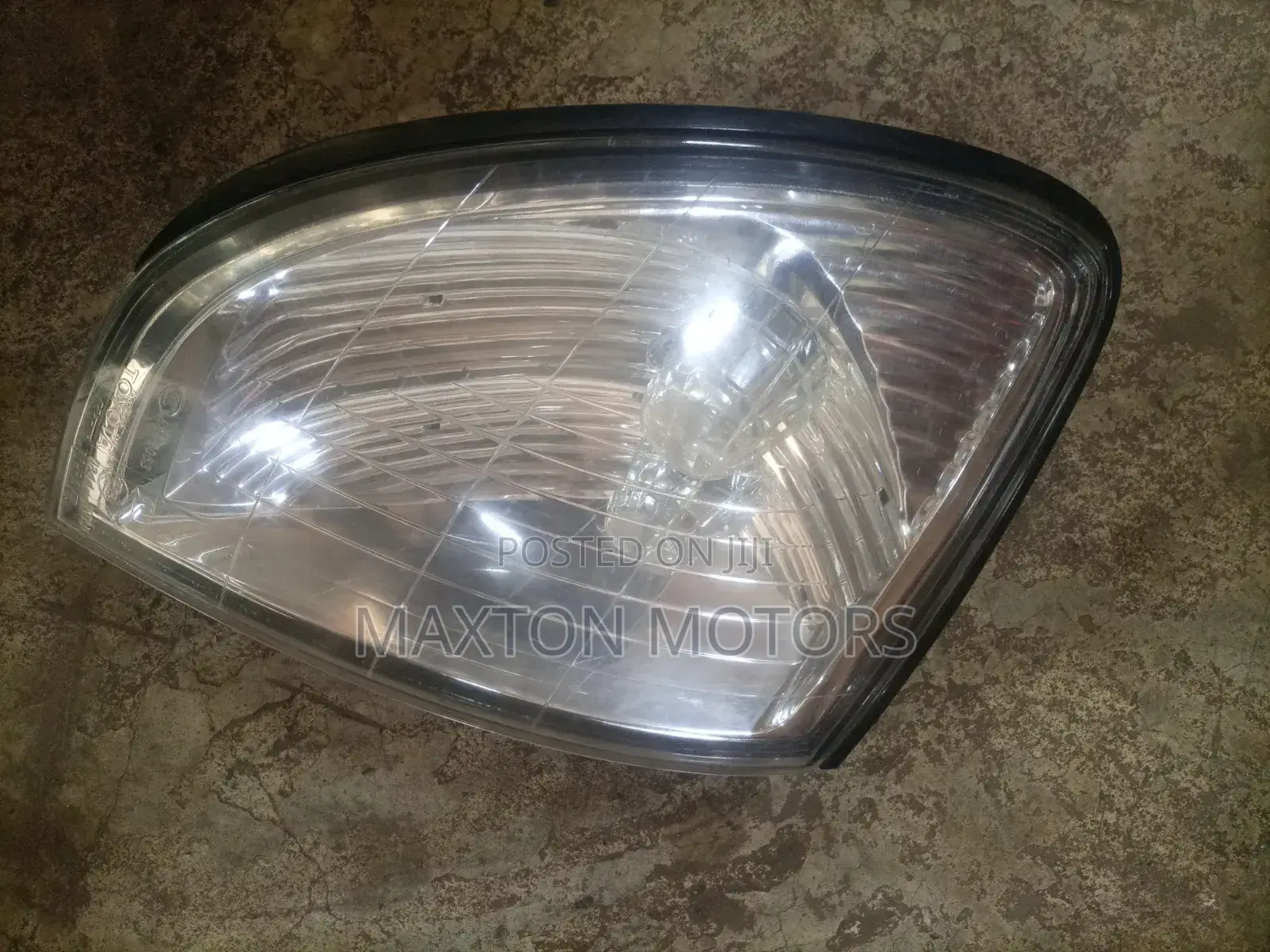 Corner Light 100 Serries Clear