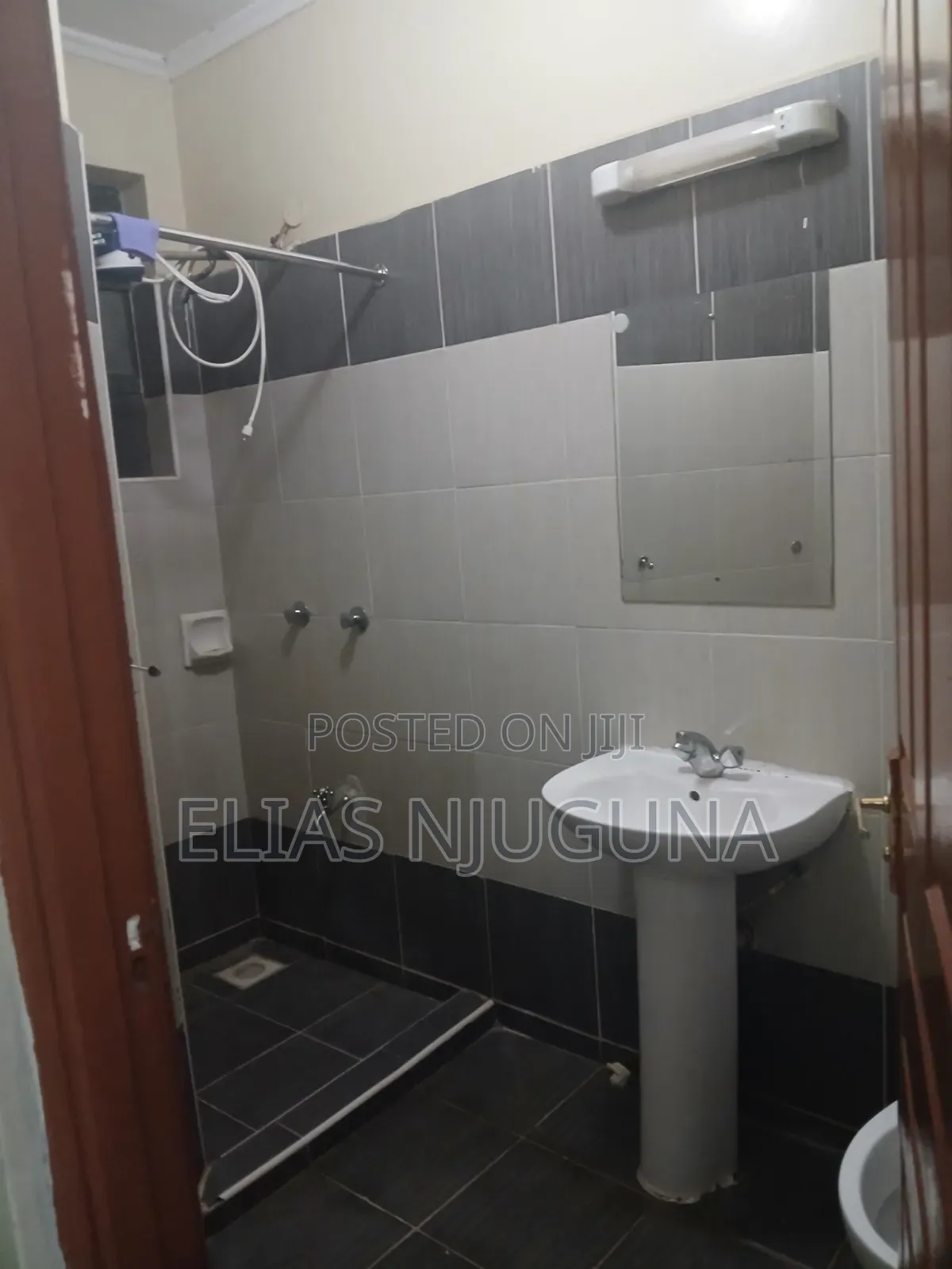 4bdrm Mansion in Membley for rent