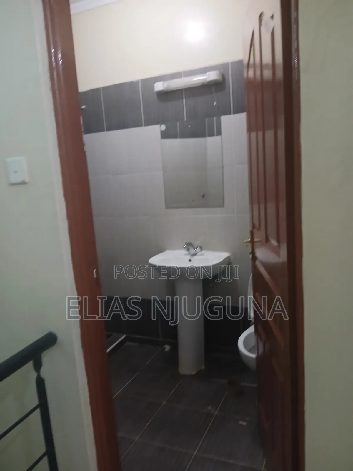 4bdrm Mansion in Membley for rent