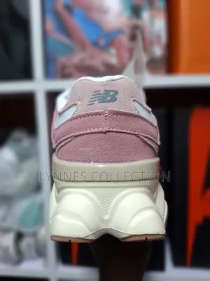 New Balance 9060-White Pink Colourway