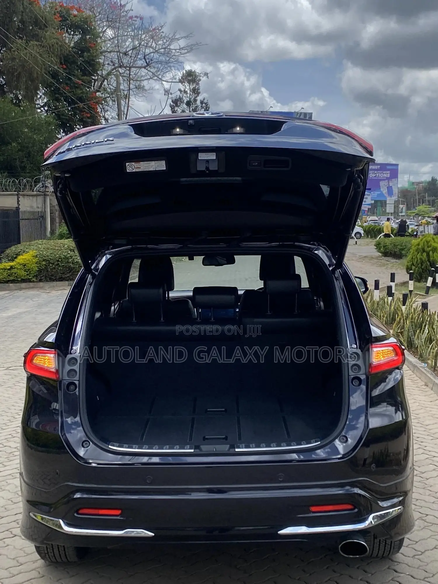 Toyota Harrier 2019