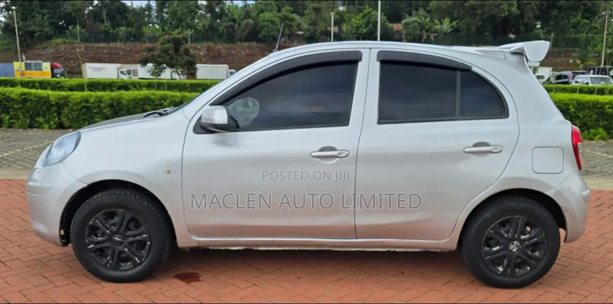 Nissan March 2013 Silver
