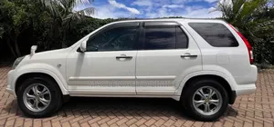 Honda CR-V 2006 White